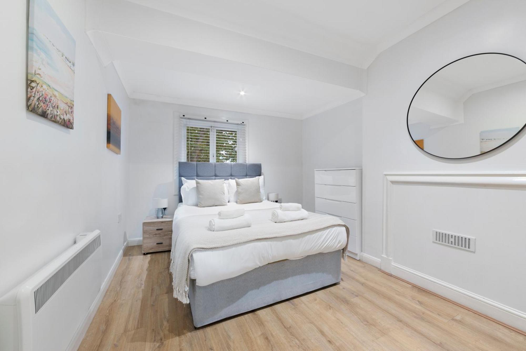 2 Bed Piccadilly Apartment 4 لندن المظهر الخارجي الصورة